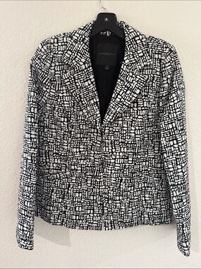 Classiques Entier Black and White Textured Pattern Blazer